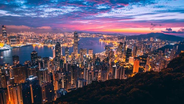 اقتصاد الصين
        
                                هُونغ كونغ تسعى لإعادة فتح الحدود مع بر الصين الرئيسي منتصف يناير
