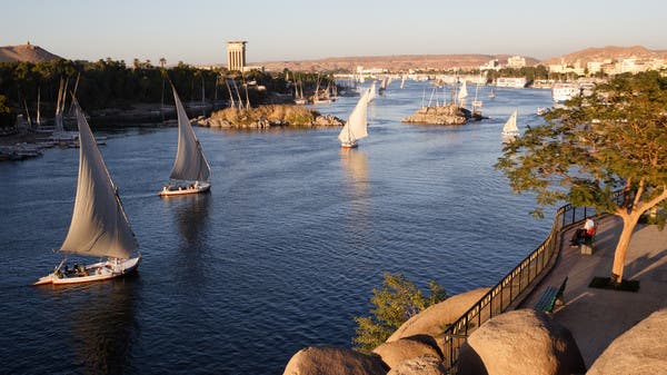 اقتصاد مصر
        
                                مجلس الوزراء المصري لن نبيع موانئ نهر النيل لصالح دول أجنبية